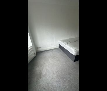 Room in a Shared House, Hendale Avenue, NW4 - Photo 4