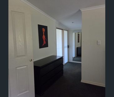 Fully Furnished 4 Bedroom Home in Gooburrum - Photo 4