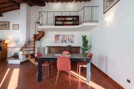 Via Villani, Florence, Tuscany 50124 - Photo 2