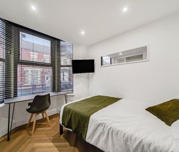 6 bedroom house to rent - Photo 3