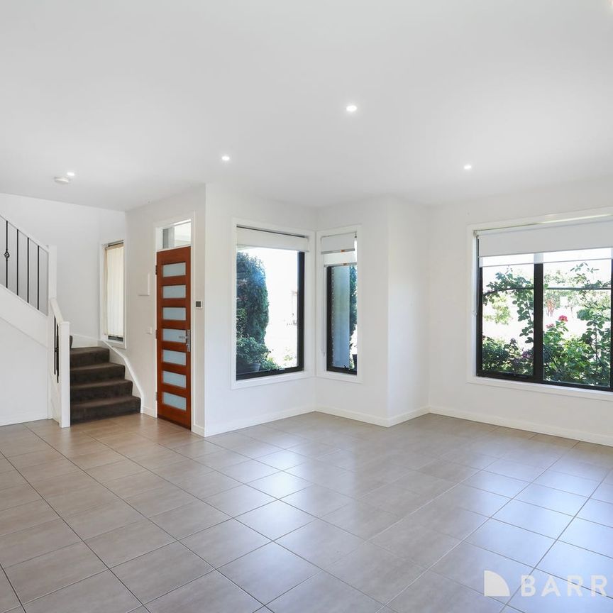 Modern Style Meets Prime Braybrook Location - Photo 1