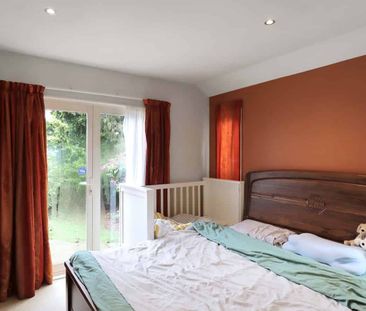 Riverside Living - Photo 3