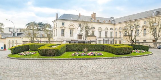 location Appartement T4 DE 90.25m² À ST GERMAIN EN LAYE - Photo 3