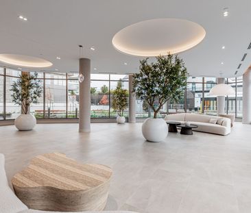 For Lease - 333 Sunseeker Avenue Unit# 136, Innisfil, Ontario - Photo 3