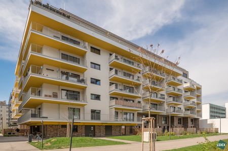 IU | Traumhafte 3-Zimmer Wohnung mit atemberaubender 144 m² großen Terrasse - Photo 2