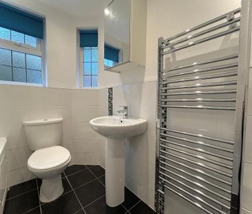 2 bedroom bungalow to rent - Photo 1