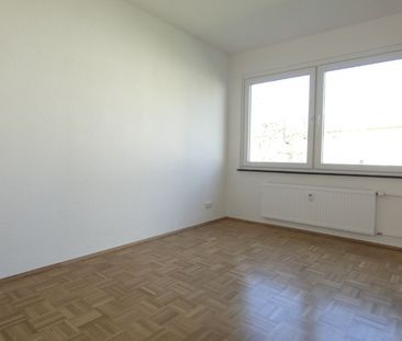 *** Modernisierte 3-Zi-Wohnung mit Loggia in beliebter Lage von Ess... - Photo 4