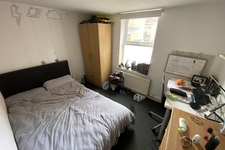 Clarendon Road, - Photo 5