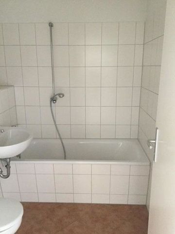 Wohnung mit Einbauküche! Rufen Sie an 0160-90540059 - Photo 5