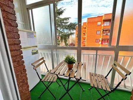 Calle de Begoña, Coslada, Community of Madrid 28821 - Photo 2