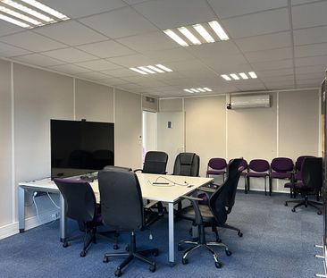 Location bureaux 4 pièces, 130.00m², Blagnac - Photo 1