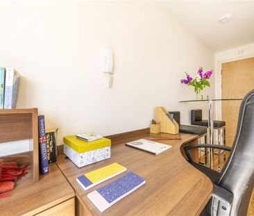 3 bedroom apartment to rent - Photo 3