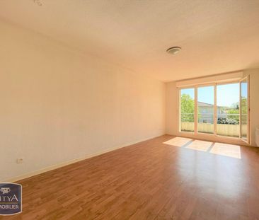 Location Appartement 2 pièces 40m² PINEUILH 33220 - Photo 1