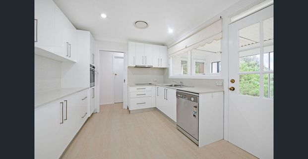 Immaculately Presented Single Level Family Home - Photo 1