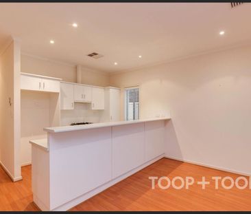 Everything You Need and More! - Photo 4