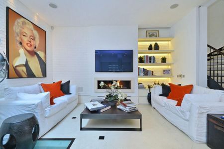 Exceptional mews house situated in the heart of Mayfair. - Photo 5