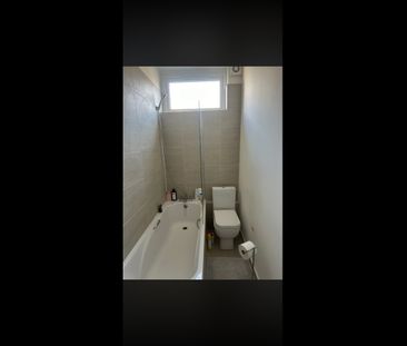 Room in a Shared Flat, Battersea Rise, SW11 - Photo 2