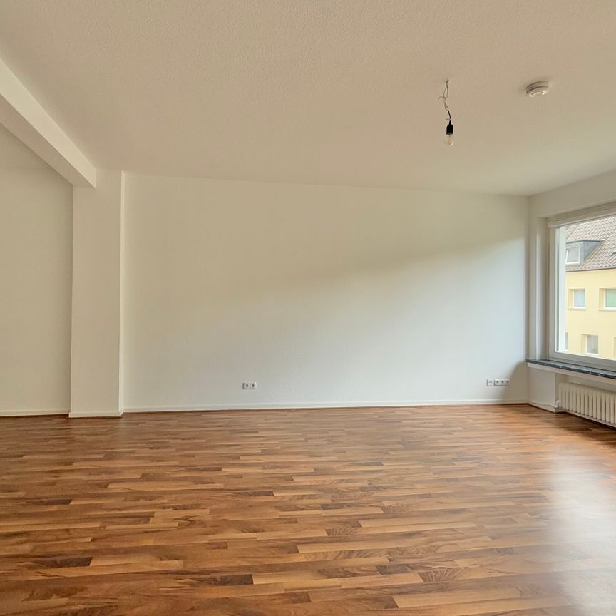 Nähe Eilenriede – Hermann-Löhns-Park – Tiergarten: Schöne & helle 3-Zi.-Wohnung mit Balkon - Photo 1