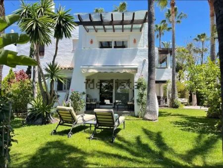 Alquiler de chalet adosado en N-340, 46 c - Photo 2