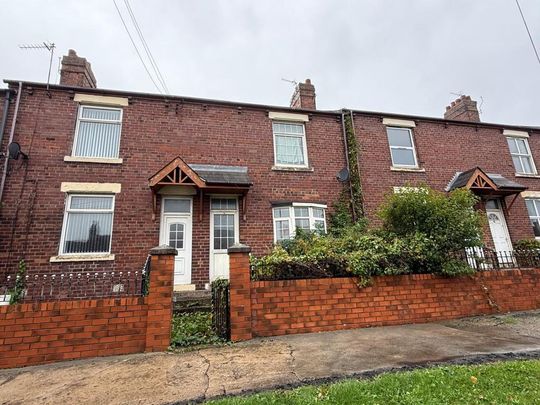 2 bedroom terraced house to rent - Photo 1