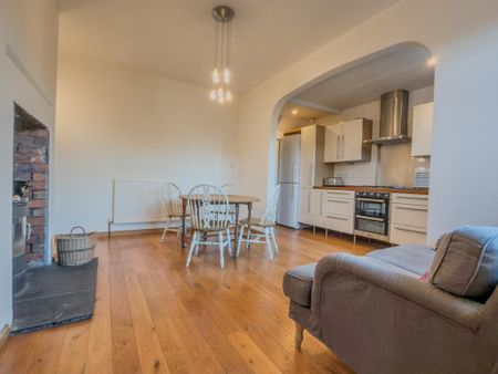 3 bedroom terraced house to rent - Photo 2