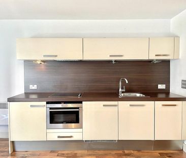 Studio to rent - Photo 6