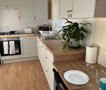 1 bedroom house of multiple occupation to rent - Photo 6