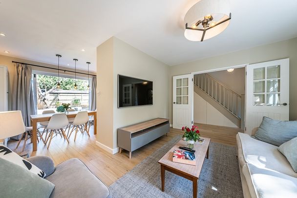 3 bedroom semi-detached house to rent - Photo 1