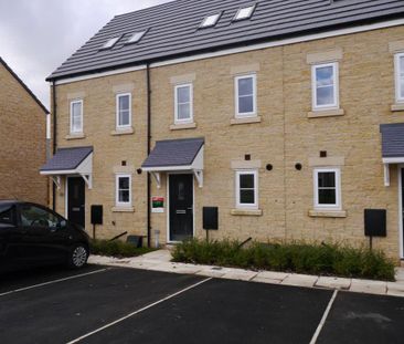 3 bedroom maisonette to rent - Photo 2