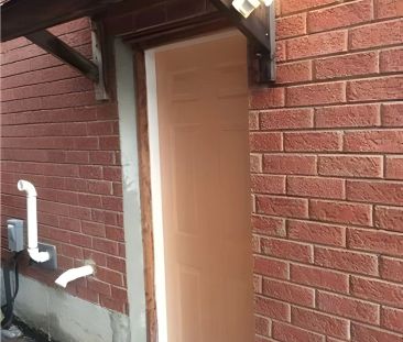 27 Sophia Road #Bsmnt - Photo 6