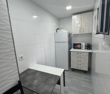 Habitación - Madrid - Delicias - 550€ MES - Ref. FGO-HPD01 - Photo 1