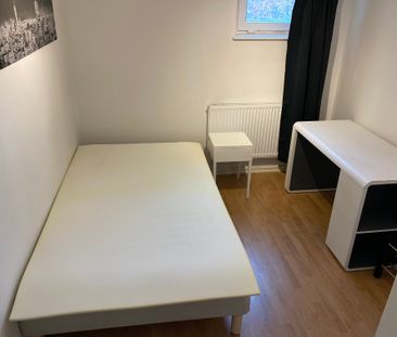 Östra Bäckevägen, Sävedalen - Photo 4