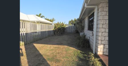 62 Commander Parade, Shoal Point, Qld 4750 - Photo 3