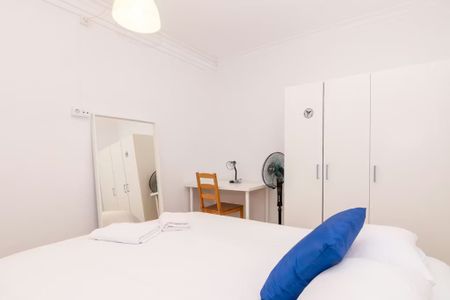 Passatge dOliveras, L'Hospitalet de Llobregat, Catalonia 08904 - Photo 3