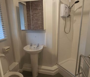 2 Bed - 326 Whitehall Road, Leeds - LS12 5NP - Professional - Photo 6