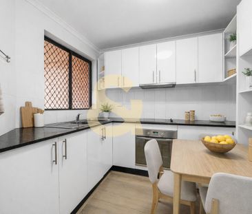 Renovated Townhome in a Peaceful, Convenient Setting - Photo 4