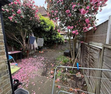 5 bedroom terraced house to rent - Photo 2