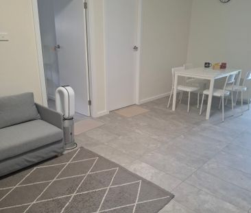 Strathfield - Photo 2