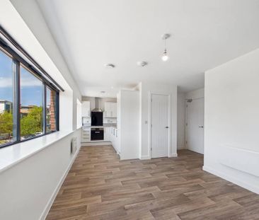 1 bedroom apartment to rent - Photo 2