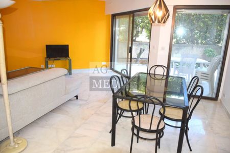 Location meublée à l'année avec garage - Photo 4