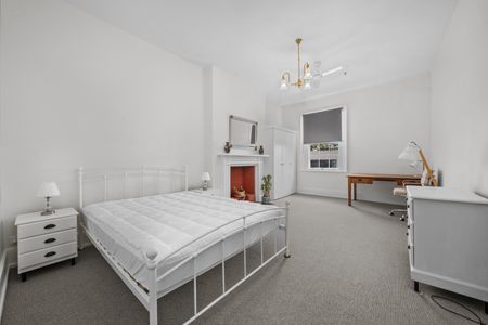 1/194 Macquarie Street Hobart TAS 7000 Australia - Photo 3