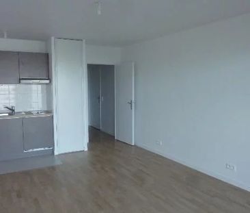 Location Appartement 1 pièce 30m² VELIZY VILLACOUBLAY 78140 - Photo 1