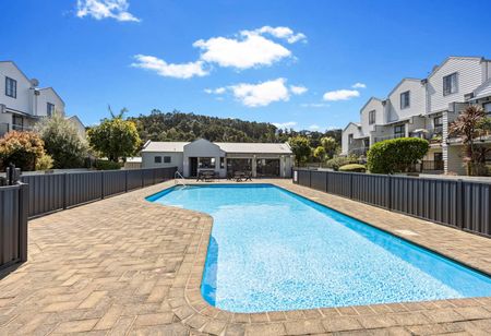 ALBANY - One Bedroom Apartment Opposite Pinehurst School! - Photo 2