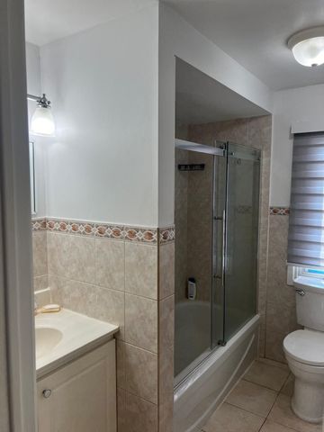 For Lease - 17 Calmist Crescent, Brampton, Ontario - Photo 2