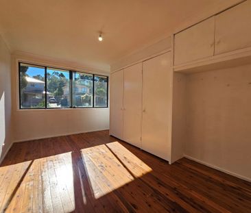 Family home close to School & Amenities. - Photo 2