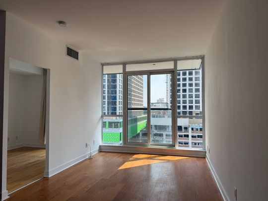 For Lease - 320 Richmond Street Unit# 921, Toronto, Ontario - Photo 1