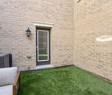 For Lease - 9400 Bayview Avenue Unit# Main, Richmond Hill, Ontario - Photo 4