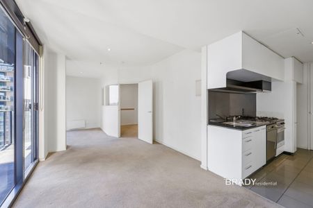 2105/22-40 Wills Street, Melbourne - Photo 3