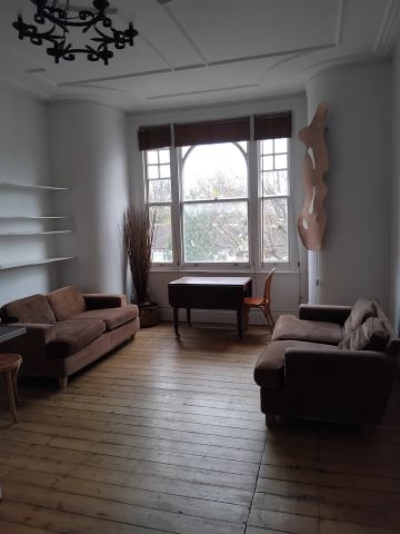 2 Bed Flat, Herne Hill, SE24 - Photo 3