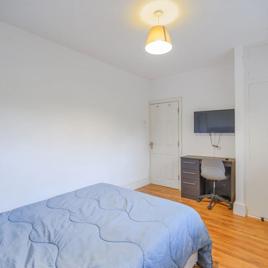 Woolridge Way – Room 1 - Photo 1